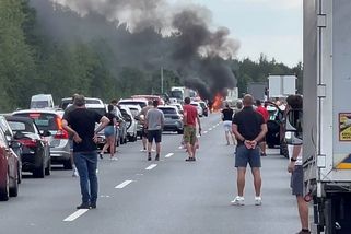 Snažil jsem se je zachránit, hájí se řidič kamionu. Rokycanský soud řeší nehodu, při níž uhořel muž - Novinky